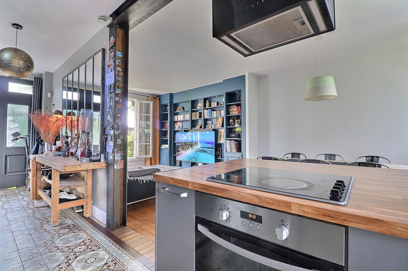 Maison - 120 m² - 6 pièces