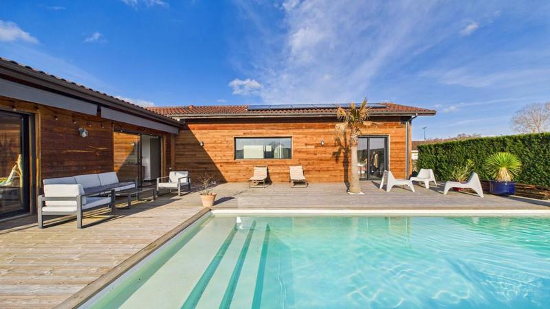 Maison - 168 m² - 7 pièces