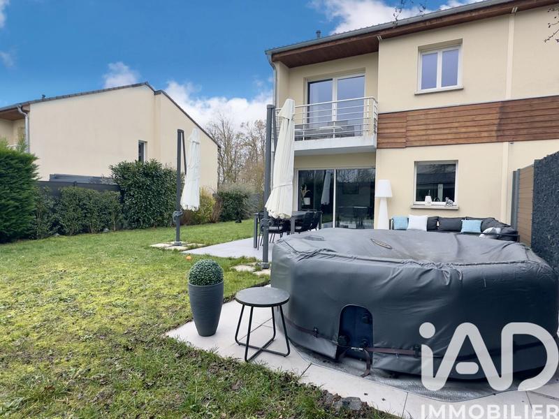 Maison - 100 m² - 5 pièces