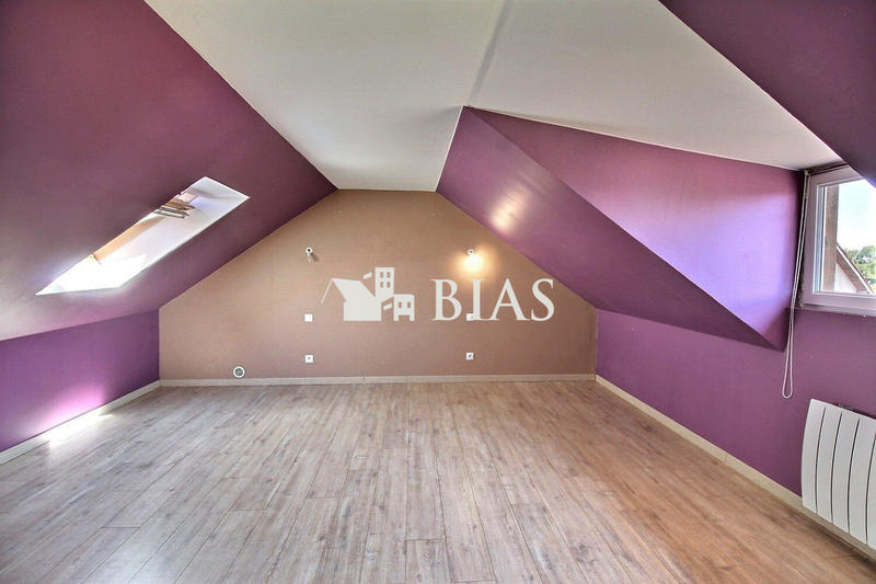 Maison - 165 m² - 6 pièces