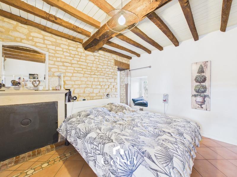 Maison ancienne - 349 m² - 9 pièces