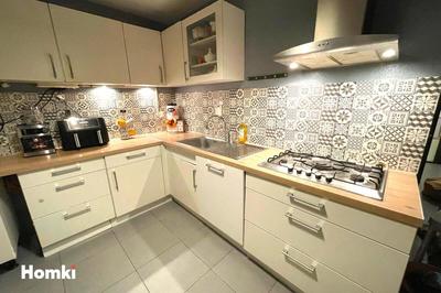 Appartement - 80 m² - 4 pièces