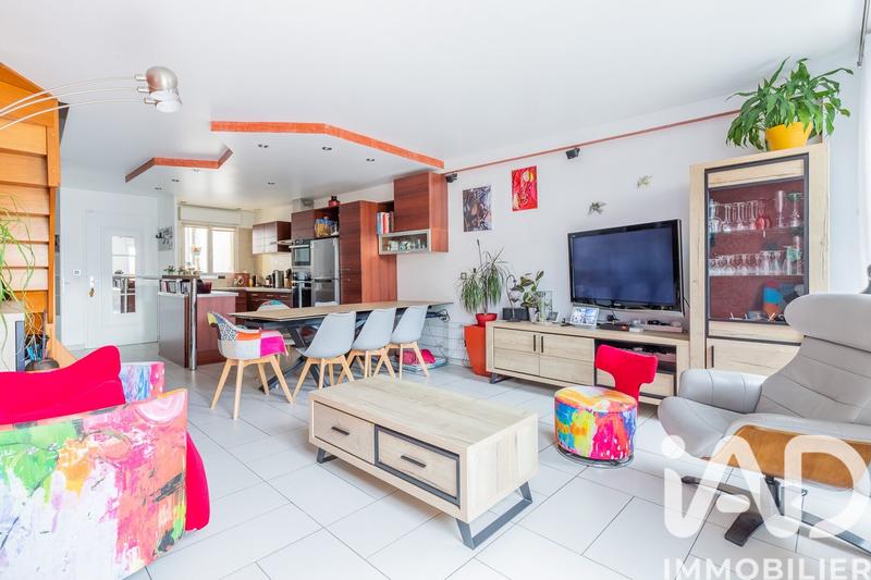 Maison - 90 m² - 4 pièces