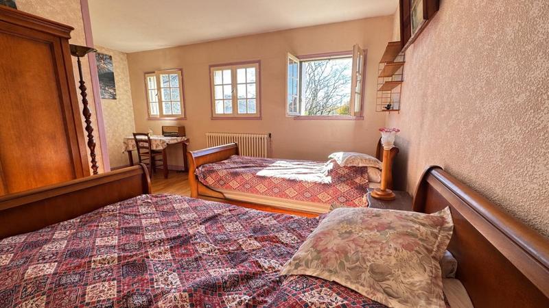 Maison - 162 m² - 7 pièces