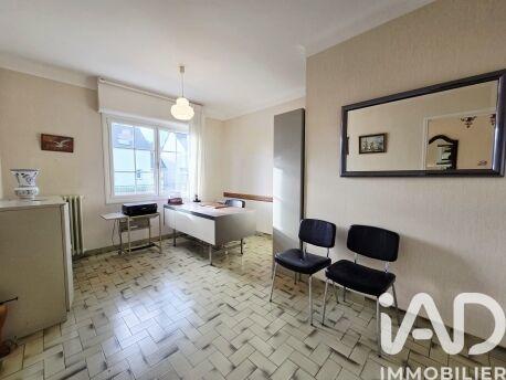 Maison - 198 m² - 8 pièces