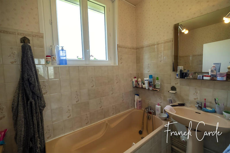 Maison - 135 m² - 7 pièces