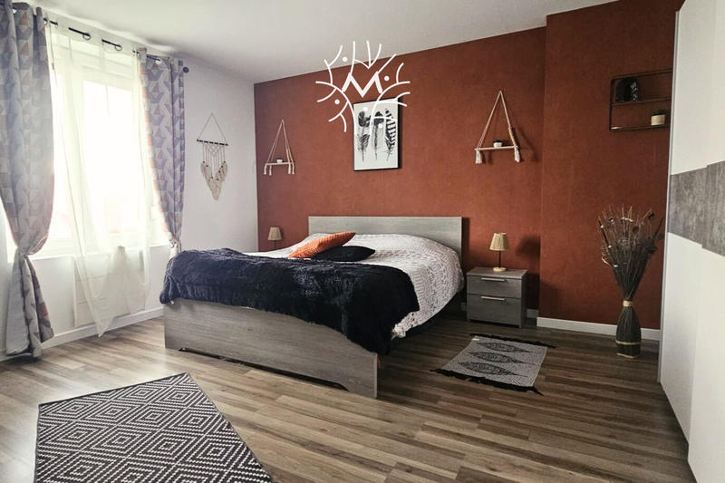 Maison - 137 m² - 6 pièces