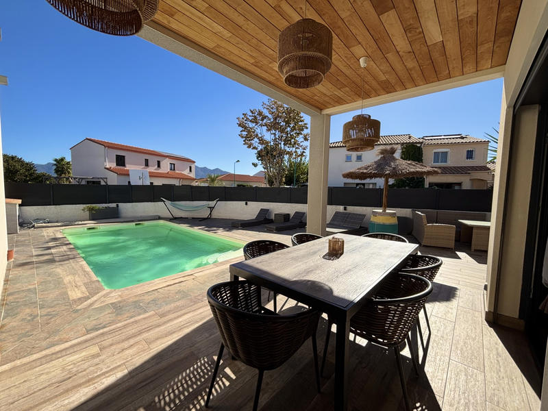 Maison - 147 m² - 6 pièces