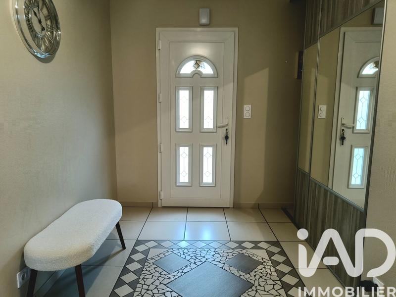 Maison - 104 m² - 4 pièces