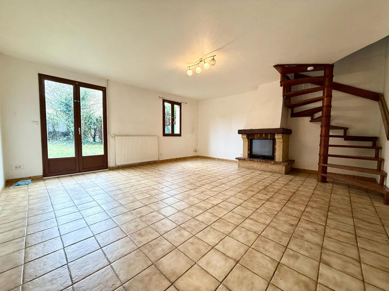 Maison - 85 m² - 5 pièces