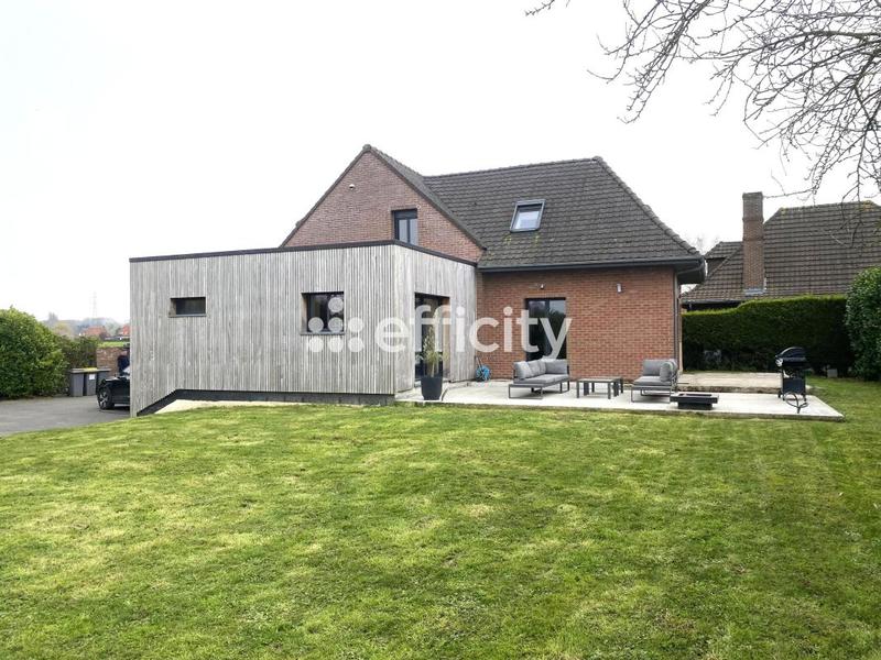 Maison - 157 m² - 6 pièces