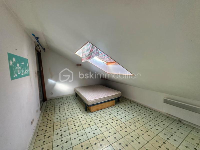 Maison - 146 m² - 8 pièces