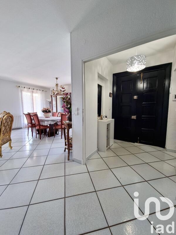 Maison - 321 m² - 9 pièces