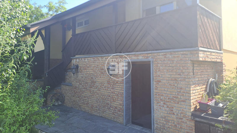 Maison - 96 m² - 5 pièces