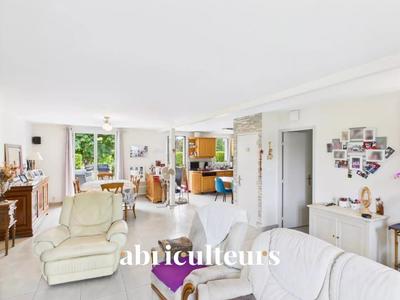 Maison - 117 m² - 7 pièces