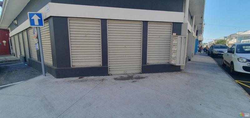 Local commercial - 250 m² - 1 pièce