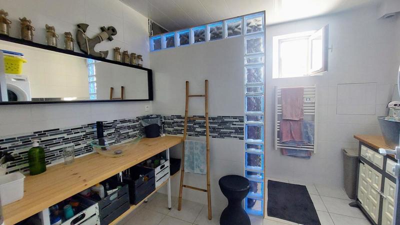 Maison - 195 m² - 6 pièces