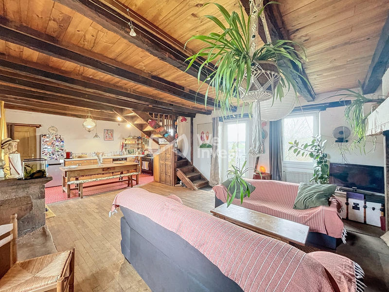 Maison - 189 m² - 12 pièces