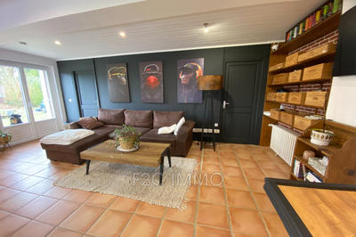 Maison - 212 m² - 6 pièces