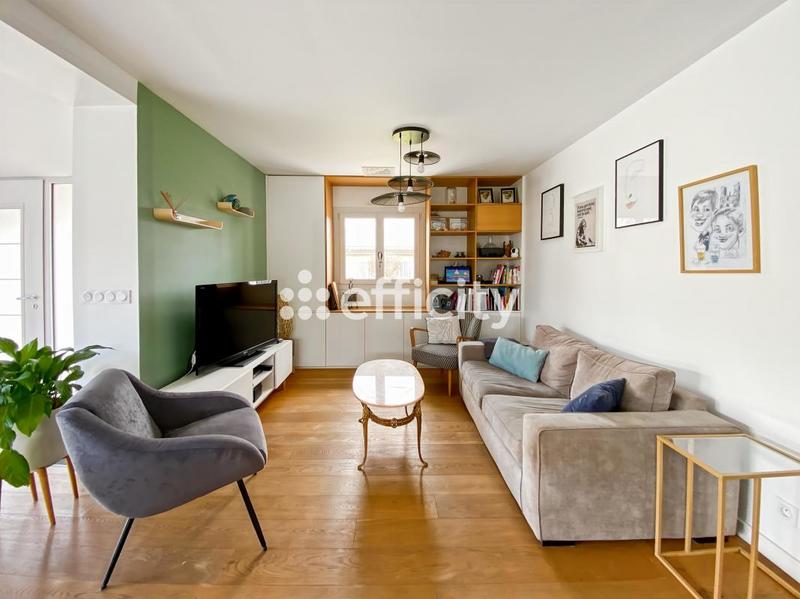 Maison - 120 m² - 5 pièces