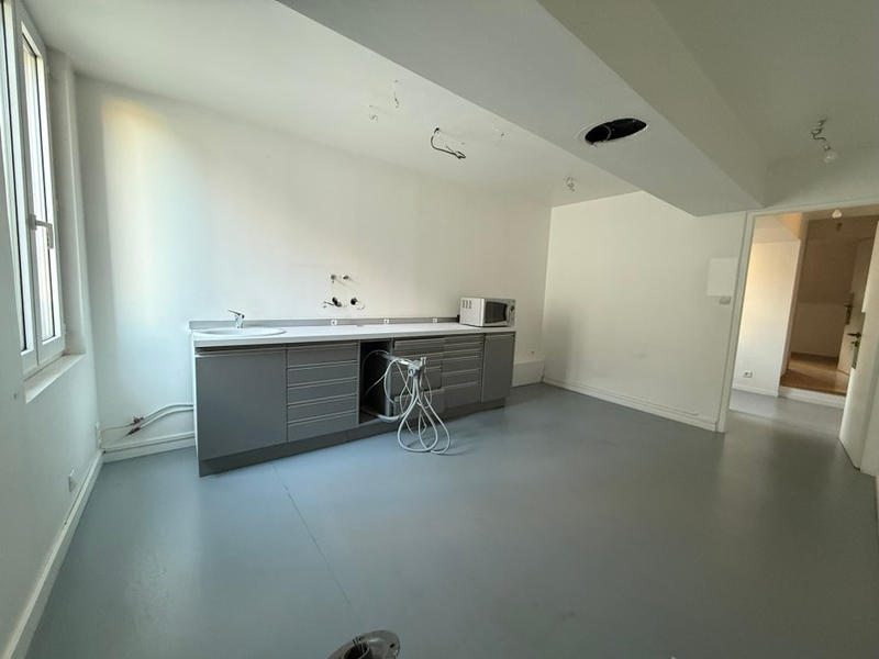 Immeuble - 96 m² - 6 pièces