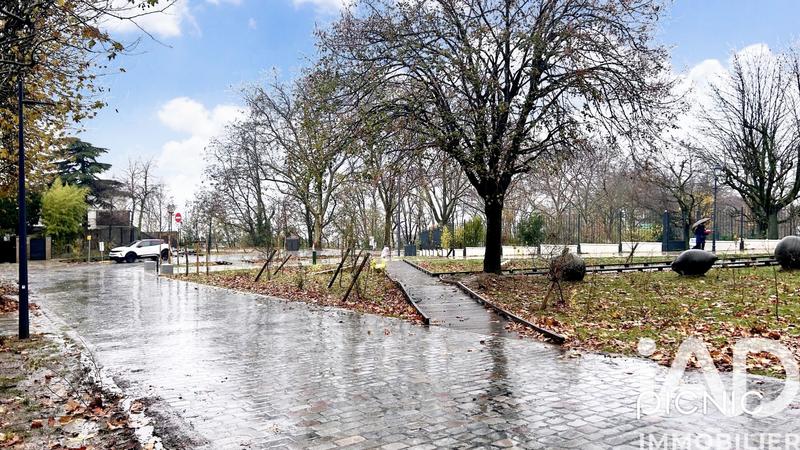 Maison - 186 m² - 8 pièces