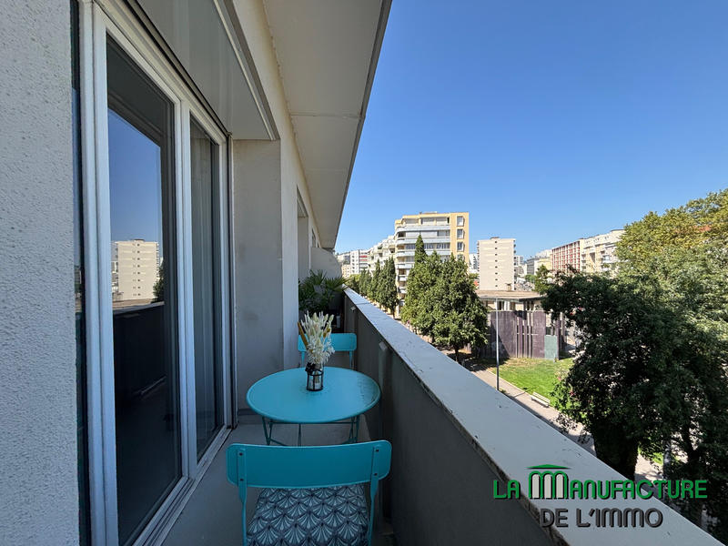 Appartement - 79 m² - 4 pièces