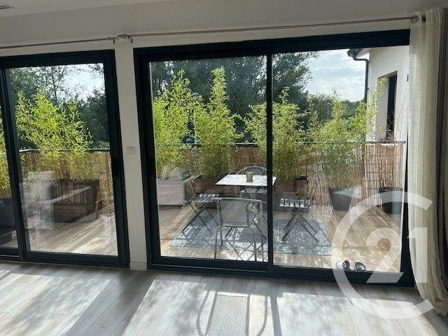 Maison - 304 m² - 7 pièces