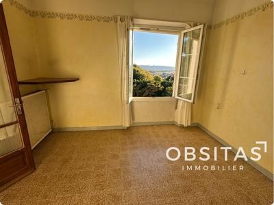 Maison - 263 m² - 13 pièces