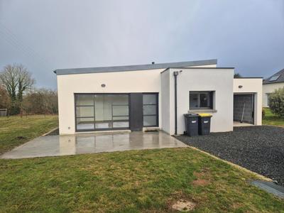 Maison - 80 m² - 4 pièces