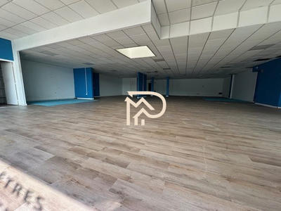 Local commercial - 420 m²