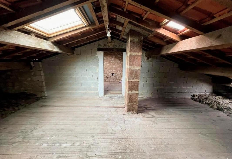 Maison - 120 m² - 7 pièces