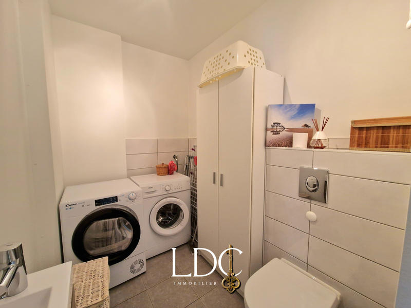 Appartement - 82 m² - 4 pièces