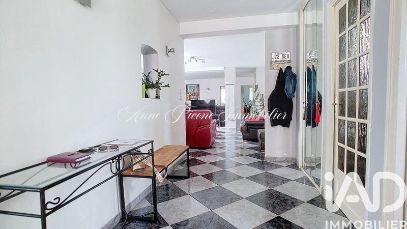 Maison - 158 m² - 5 pièces