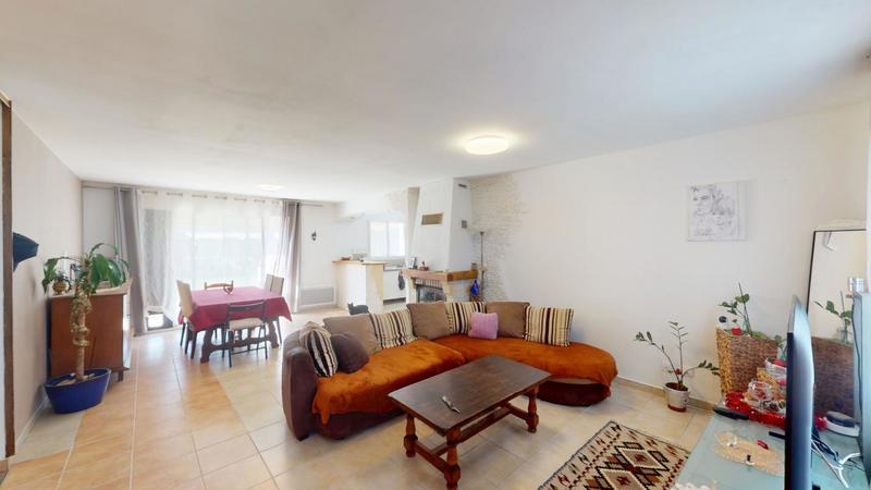 Maison - 95 m² - 4 pièces