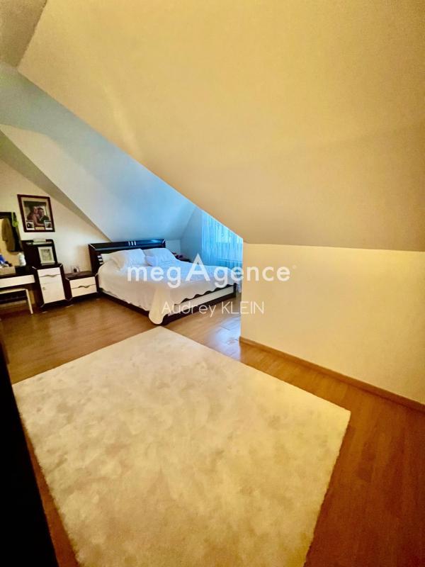 Maison de ville - 145 m² - 6 pièces