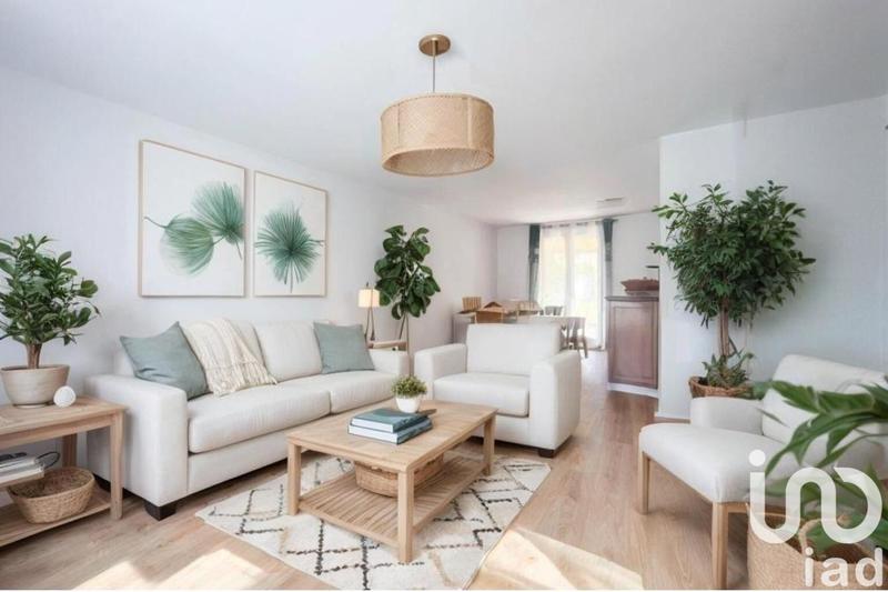 Maison - 92 m² - 6 pièces