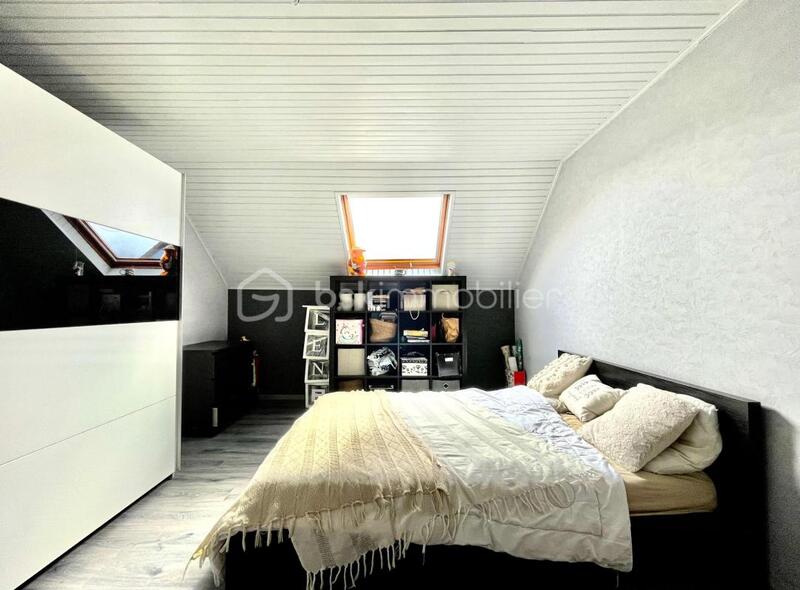 Maison - 155 m² - 8 pièces