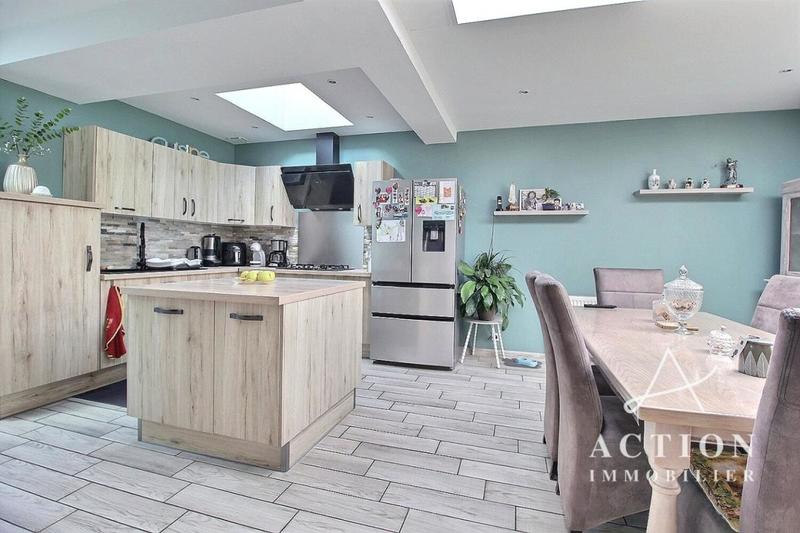 Maison - 128 m² - 5 pièces