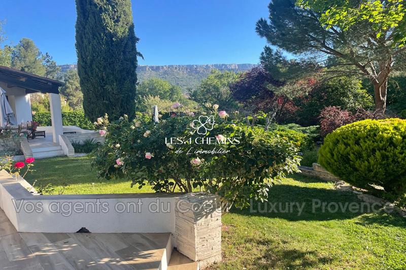 Maison - 194 m² - 5 pièces