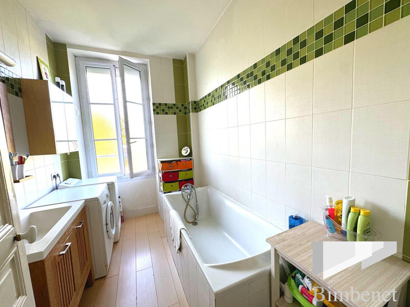 Maison - 172 m² - 8 pièces