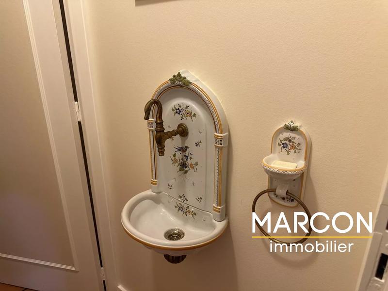 Propriété - 174 m² - 11 pièces