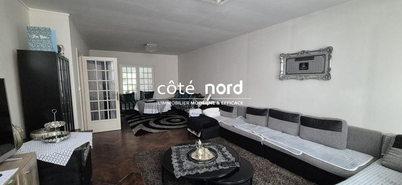 Maison - 250 m² - 7 pièces