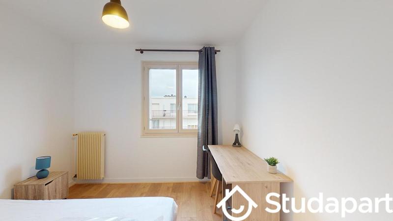 Chambre - 9 m² - 1 pièce