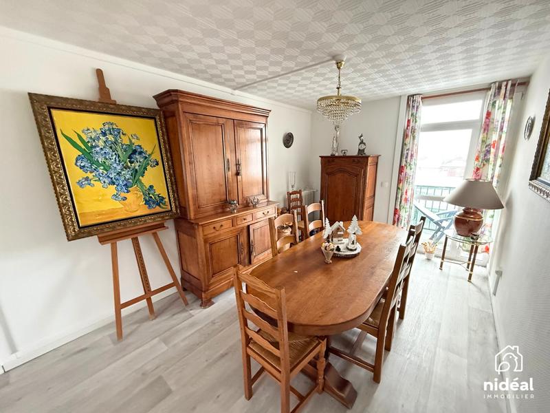 Appartement - 80 m² - 5 pièces