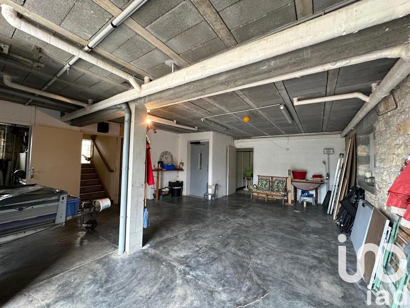 Maison - 180 m² - 6 pièces