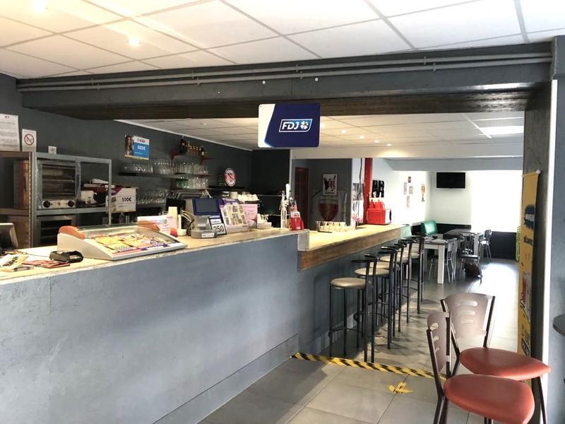 Maison en pierre - 290 m² - 5 pièces