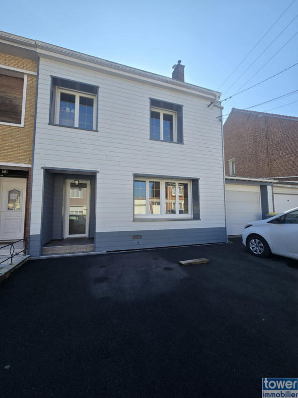 Maison - 101 m² - 5 pièces