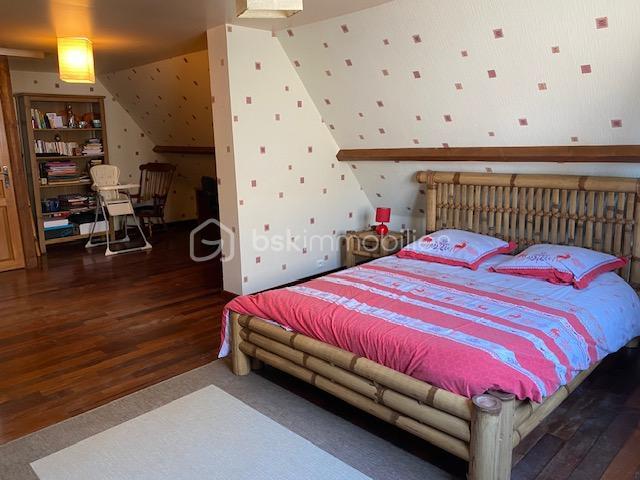 Propriété - 320 m² - 11 pièces