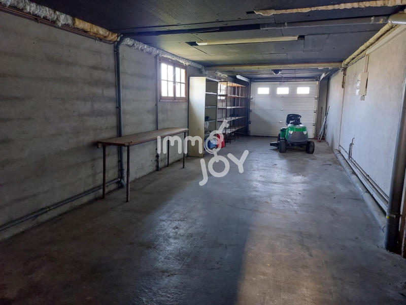 Maison - 186 m² - 6 pièces